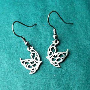 2/10$ Hollow butterfly stainless steel earrings
